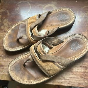 Women’s Ugg sandals